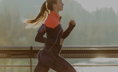 una serie di esercizi per perdere peso in tutto il corpo